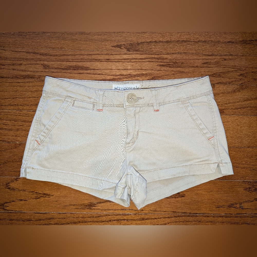 Aeropostale y2k low rise shorts - size 7 / 8 - khaki or tan - shortie - preppy